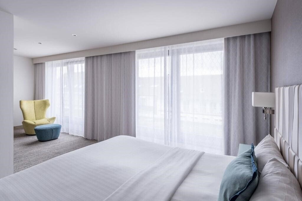 Фото Courtyard by Marriott Munich City Center 4*
