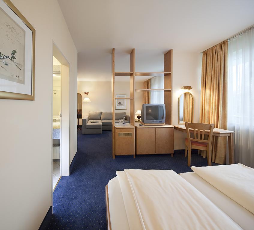 Фото Comfort Hotel Am Medienpark 3*