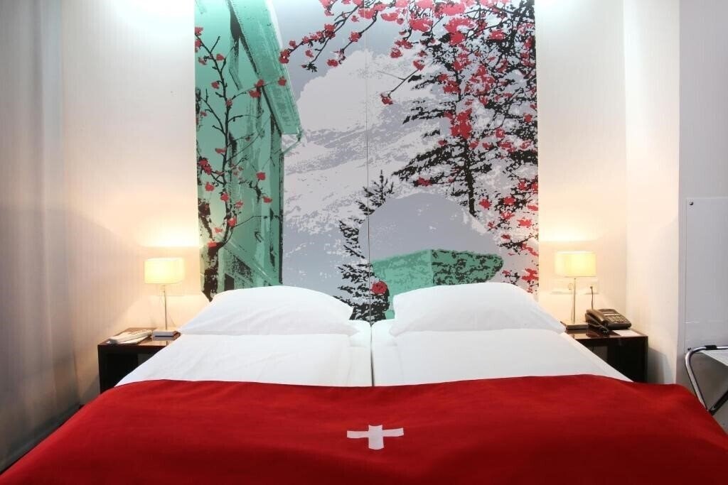 Фото Helvetia Rooms Self Check-In 3*