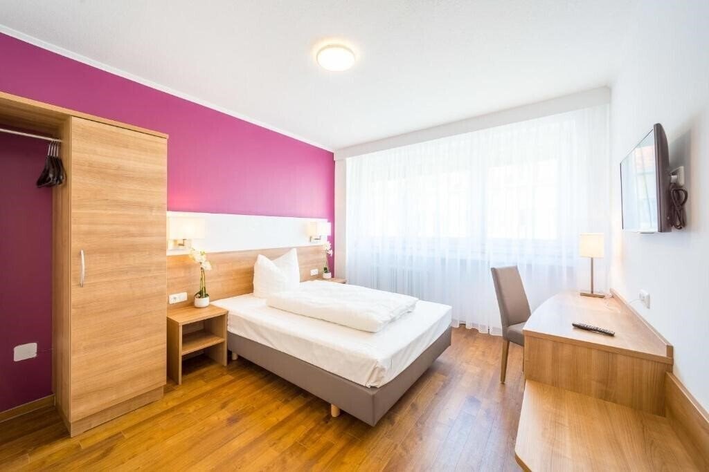 Картинка Hotel S16 3*