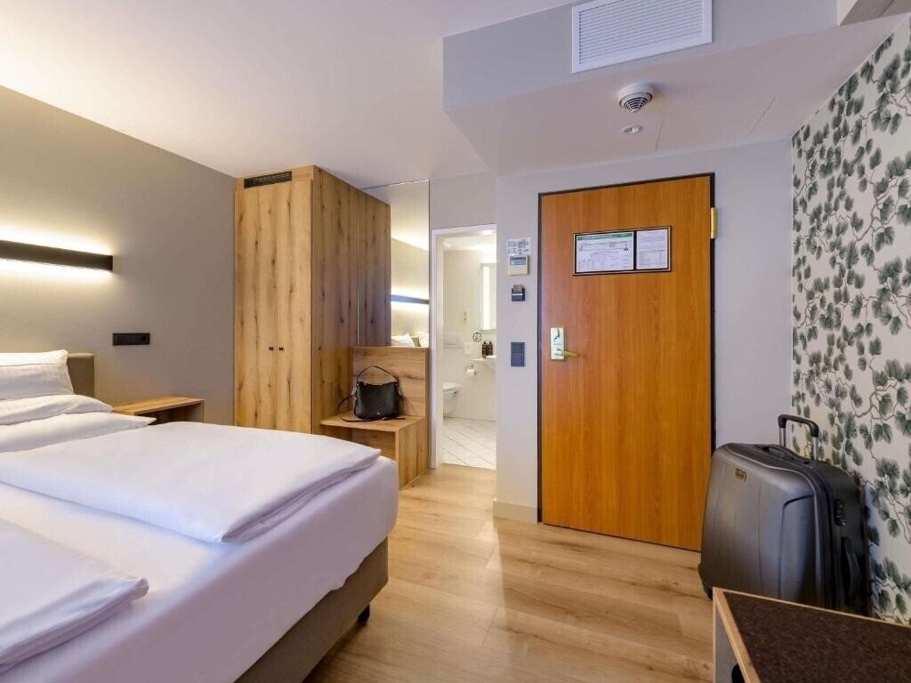 Фото Mercure Hotel Munchen Altstadt 3*