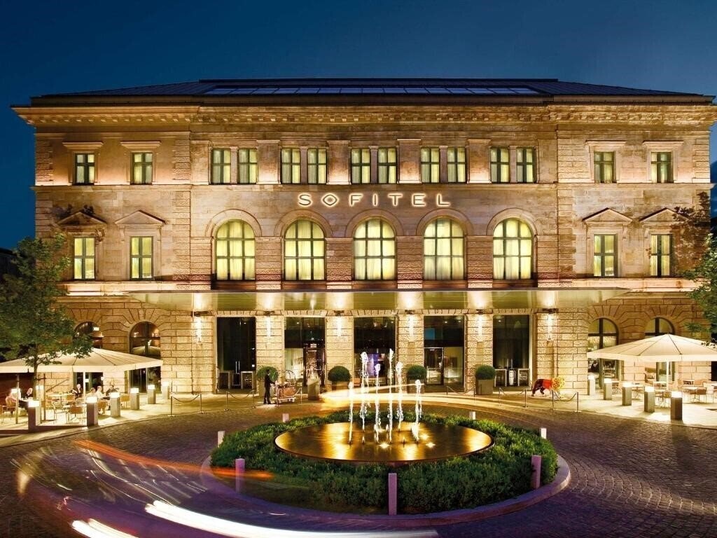 Готель Sofitel Bayerpost Munich 5*
