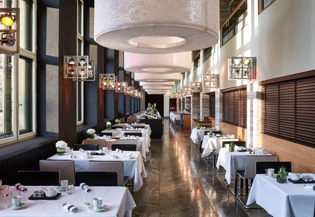 Фотографія Sofitel Bayerpost Munich 5*