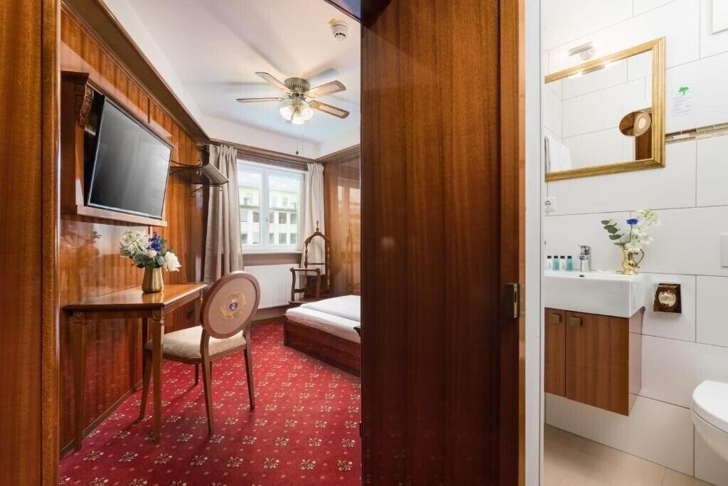Фотографія Hotel du Train 3*
