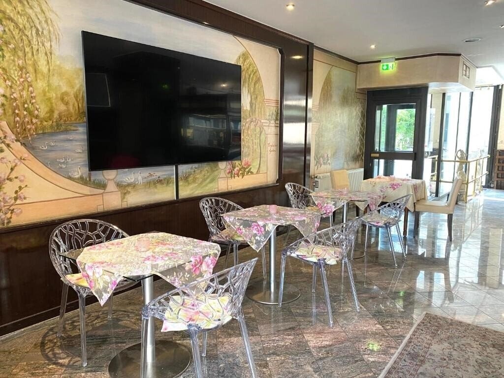 Картинка Hotel Condor 3*