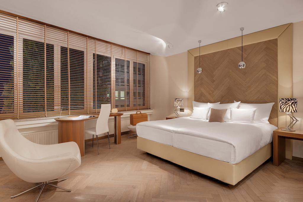 Зображення Anna 4*