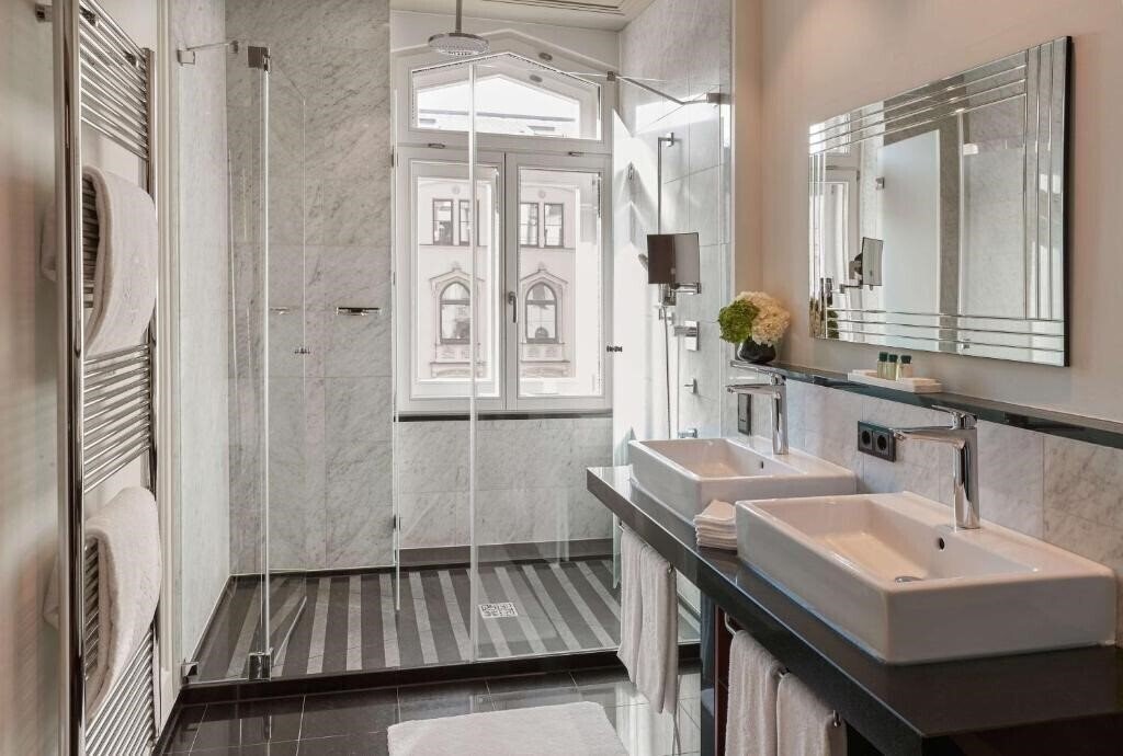 Фотографія Hotel Vier Jahreszeiten Kempinski Muenchen 5*