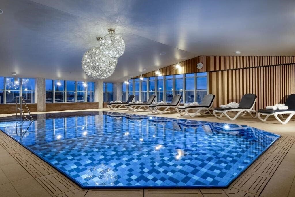 Готель Maritim Hotel Munchen 4*