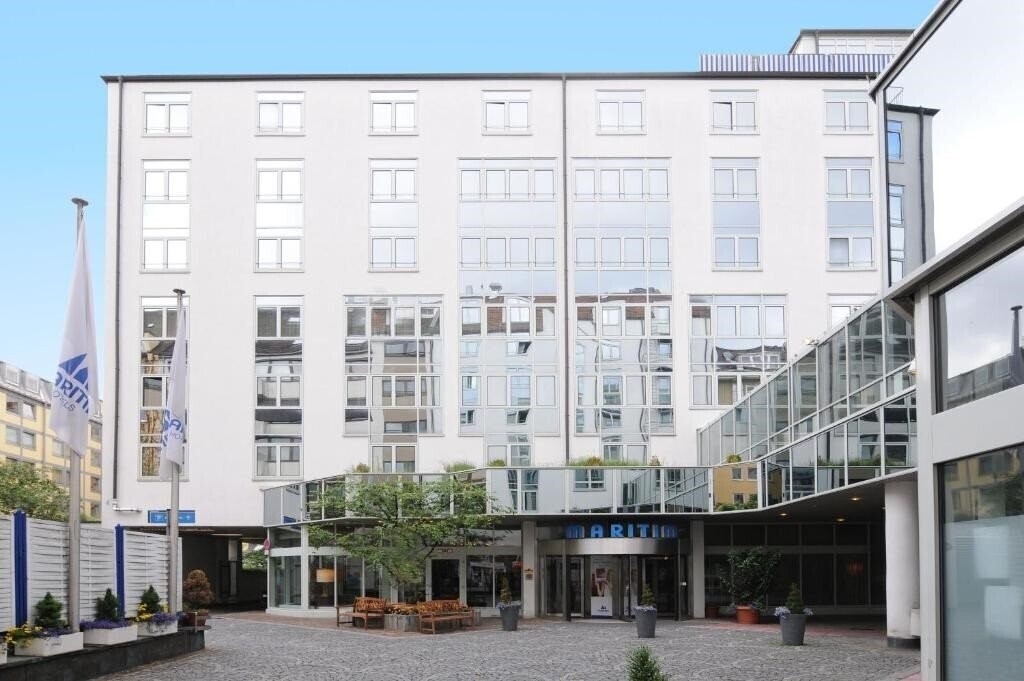 Готель Maritim Hotel Munchen 4*