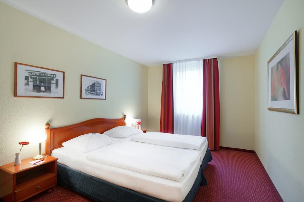 Картинка Azimut Hotel Nuremberg 3*