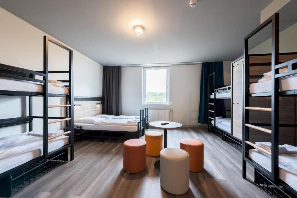 Фото A & O Stuttgart City 1*
