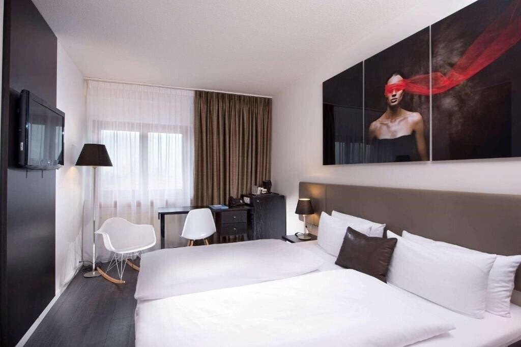Фото Wyndham Stuttgart Airport Messe 1*