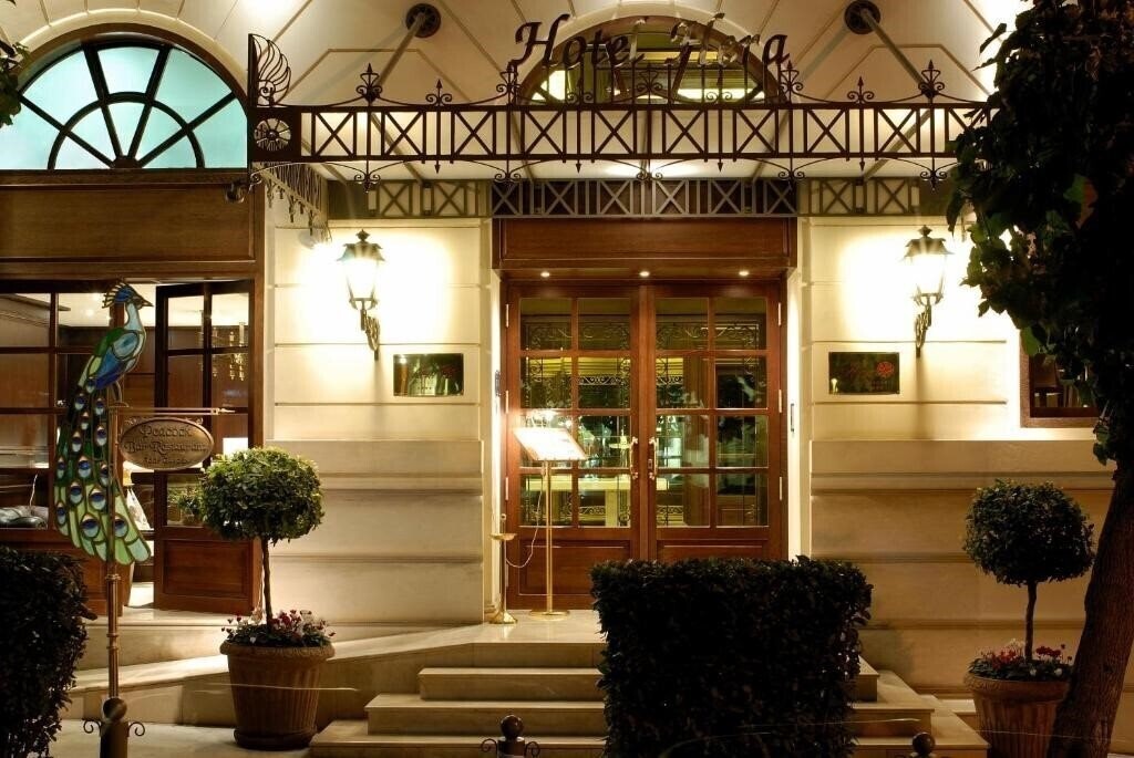 Готель Hera Athens 4*