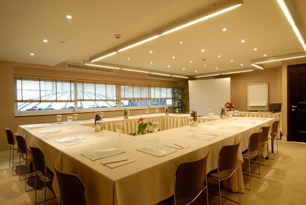 Фотографія Hera Athens 4*