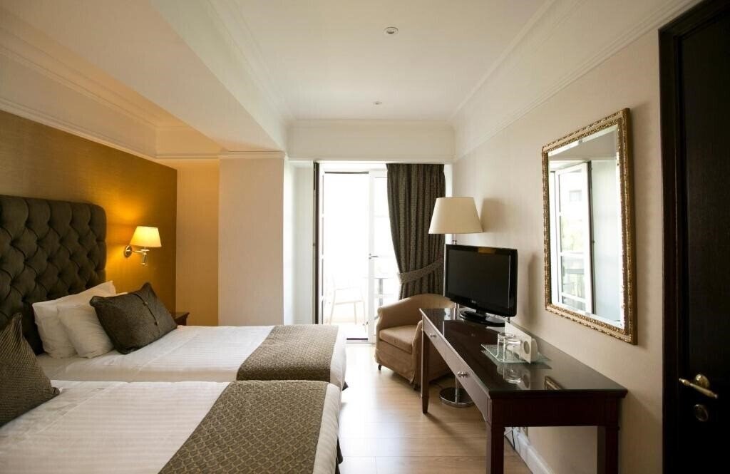 Зображення Hera Athens 4*