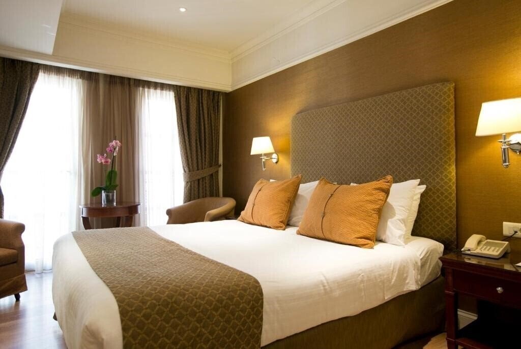 Картинка Hera Athens 4*