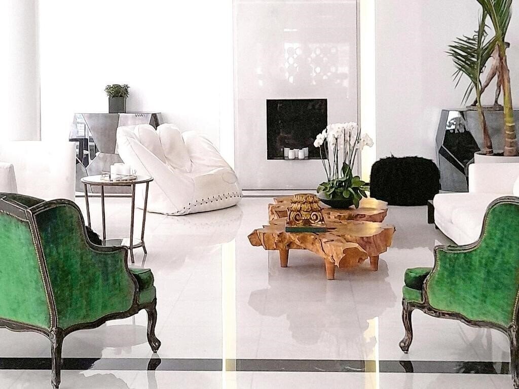 Готель Palace Athena 4*