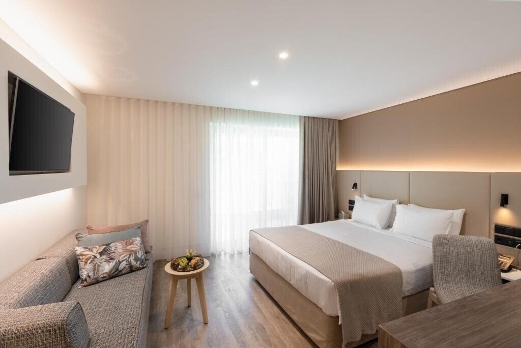 Фотографія Vincci Ever Eden Beach Resort 4*