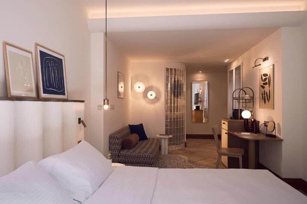 Картинка A For Athens 4*