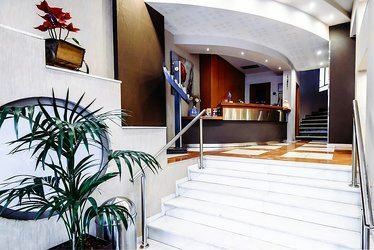 Готель The Athens Mirabello 3*