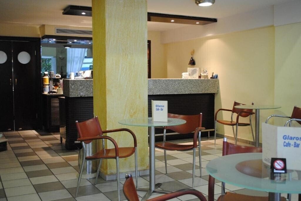 Фотографія Glaros 2*