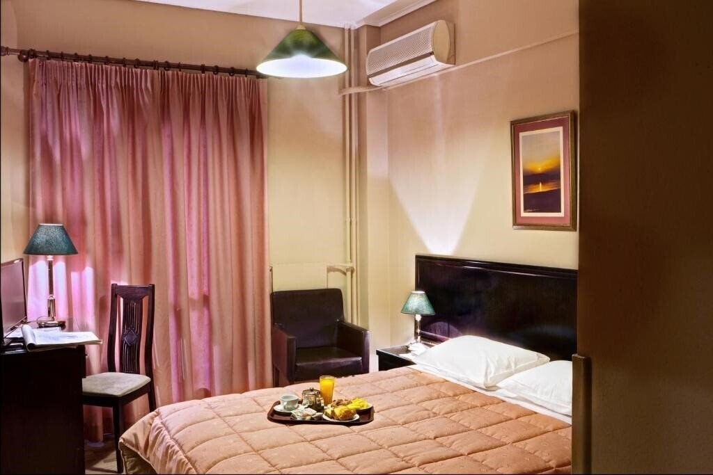 Изображение Nicola 2*