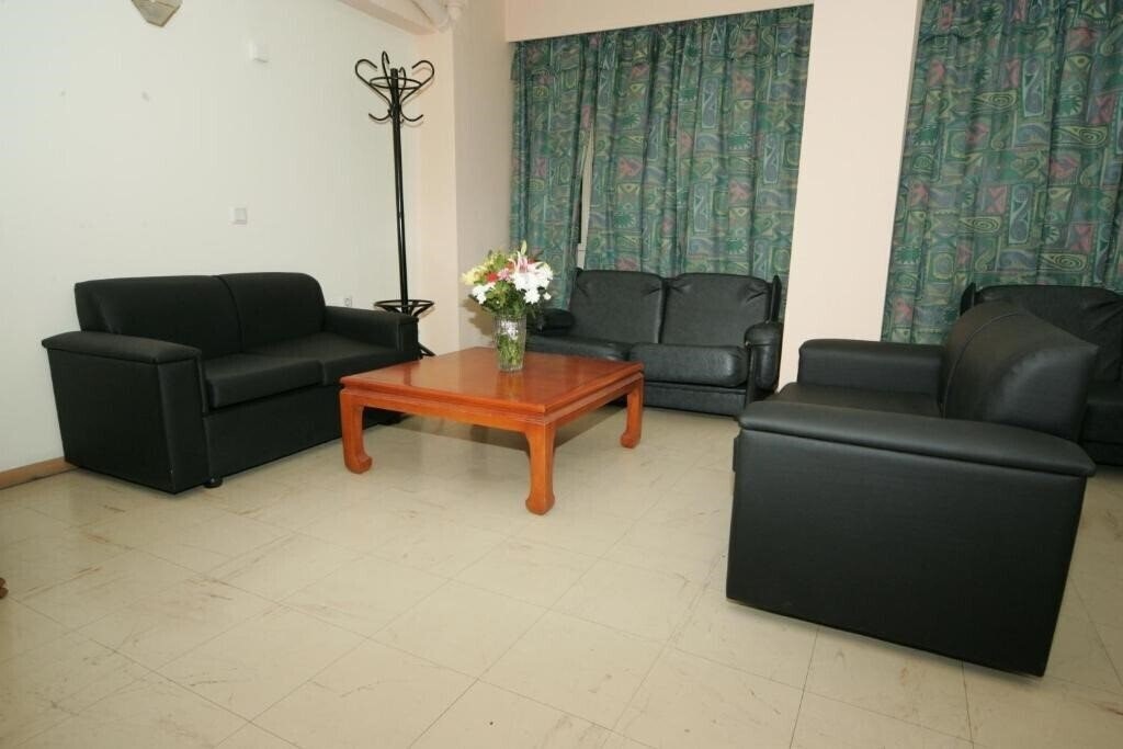 Картинка Alma Hotel 2*
