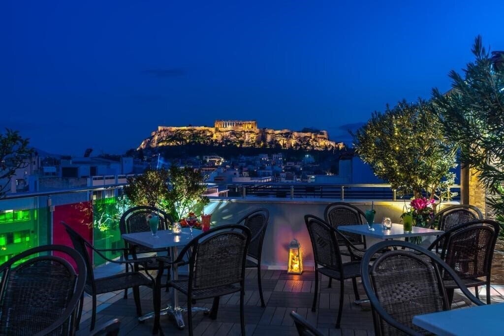 Готель Attalos Hotel 3*