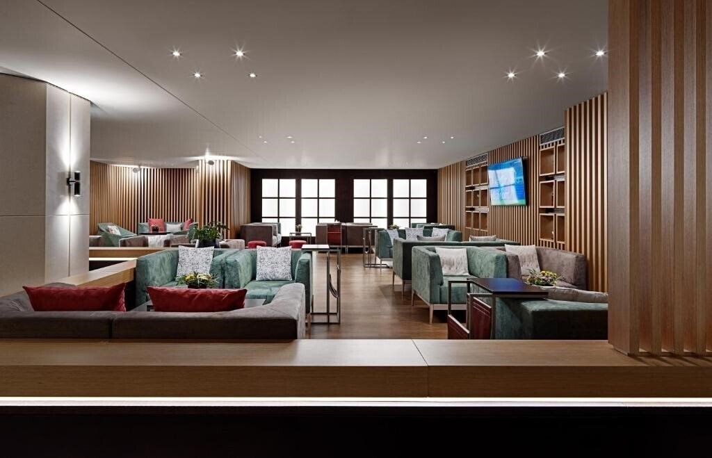 Фотографія Crowne Plaza City Centre 4*