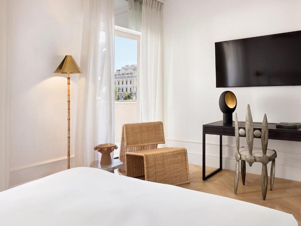 Зображення Classical Babygrand Hotel 4*