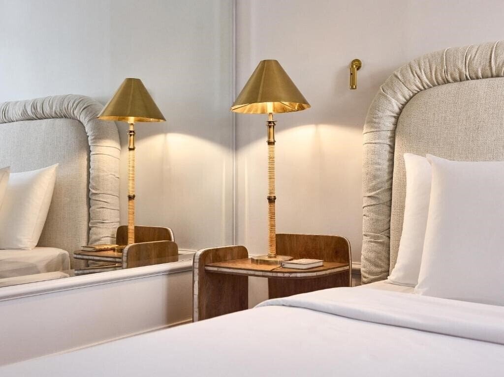 Картинка Classical Babygrand Hotel 4*