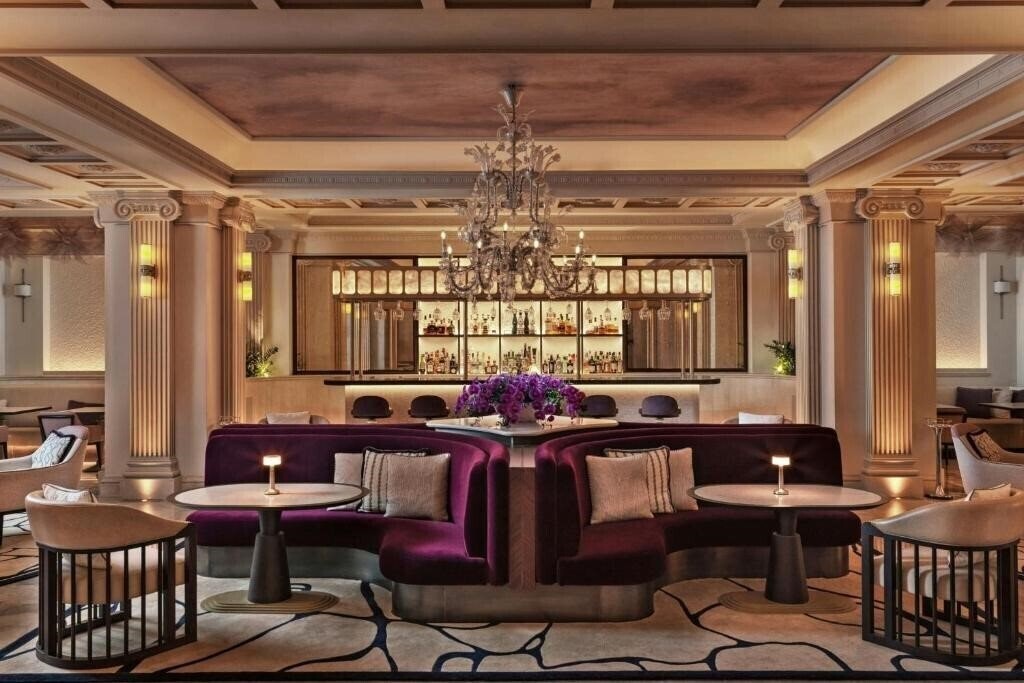 Готель King George, a Luxury Collection Hotel, Athens Deluxe 5*
