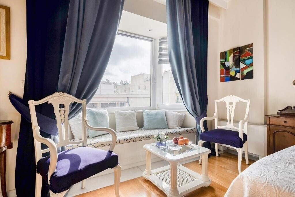 Фото Artistic Villa 4*