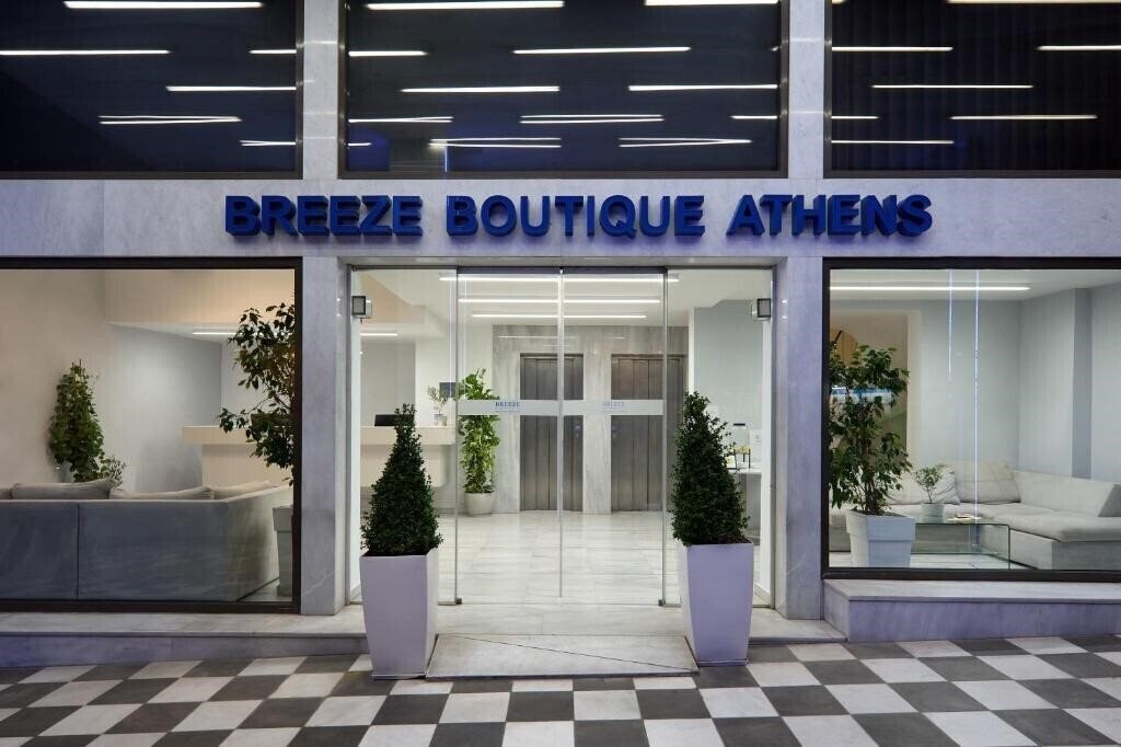Отель Breeze Boutique Hotel 4*
