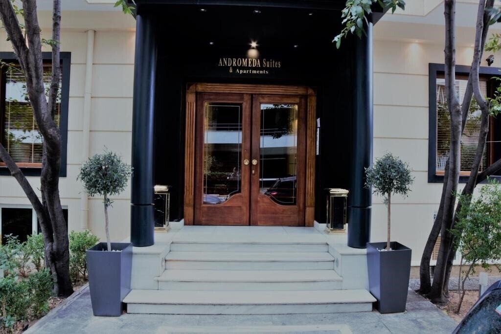 Фотографія Andromeda Suites 4*