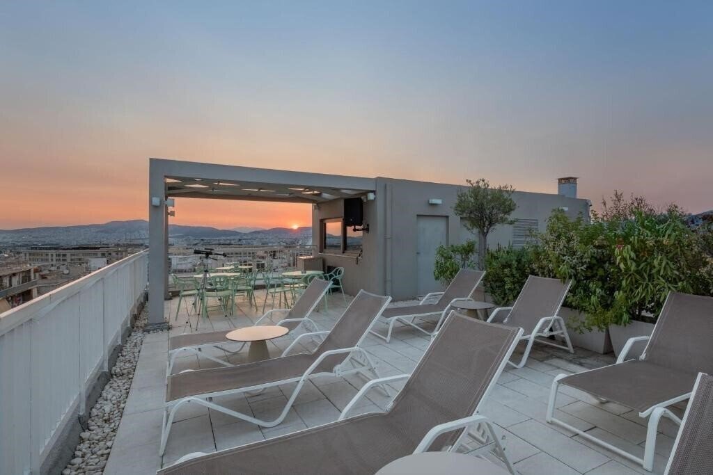 Фотографія Kubic Athens Hotel 4*