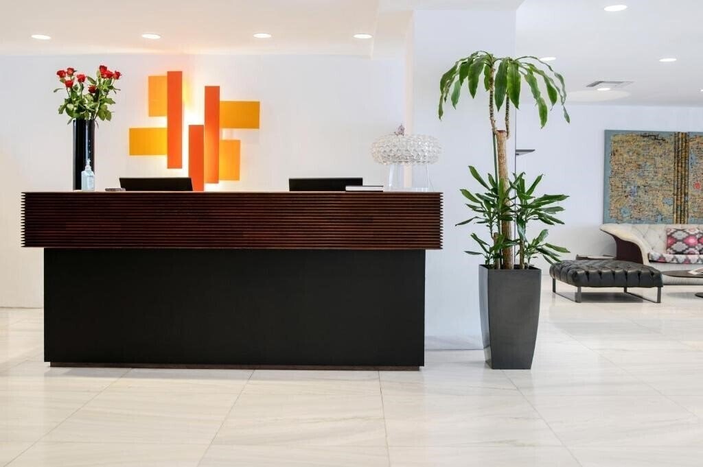 Картинка Athenaeum Grand Hotel 3*