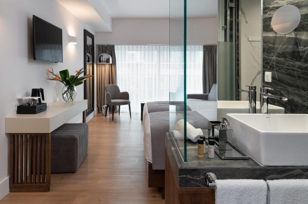 Фотографія Elia Ermou 4*