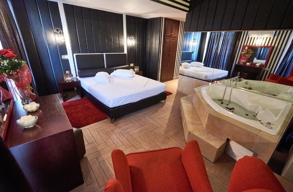 Отель Atlantic Hotel 2*