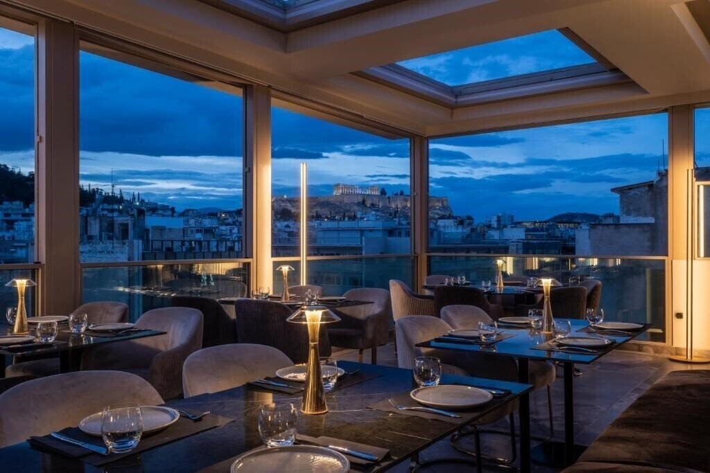 Отель Heritage Hill Hotel 4*