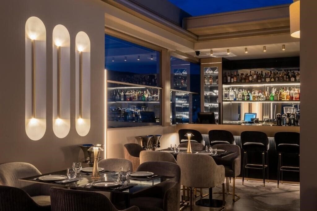 Фото Heritage Hill Hotel 4*