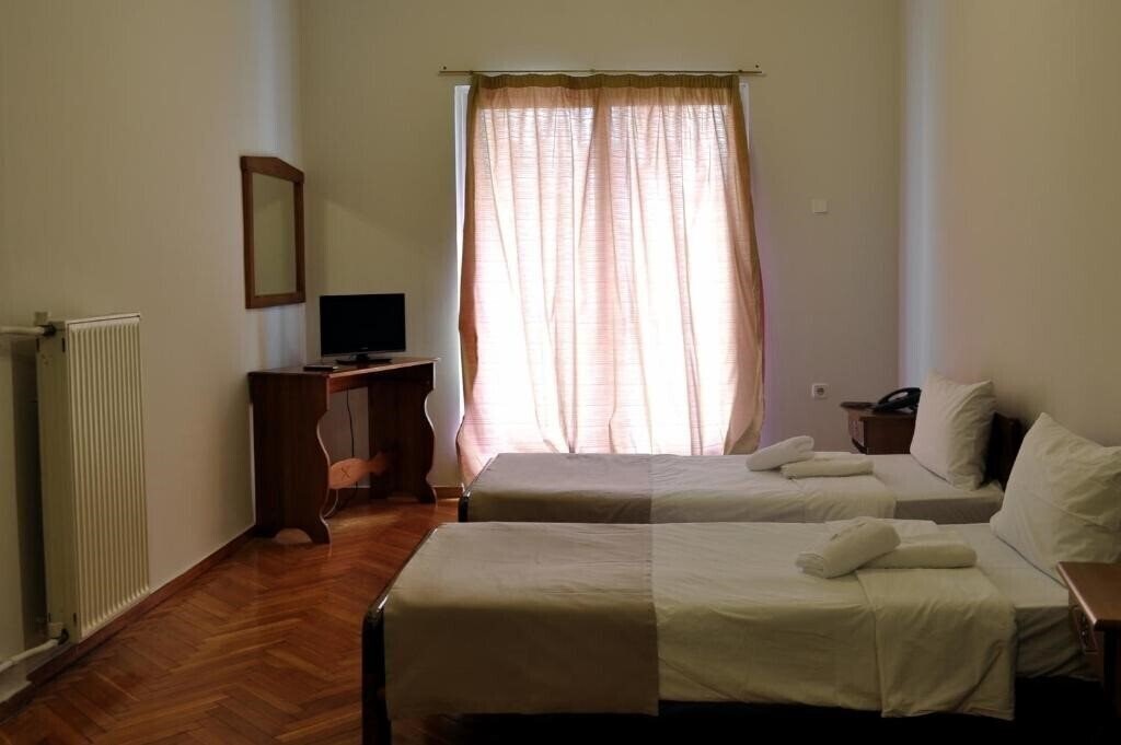 Готель Achillion Apartments 3*