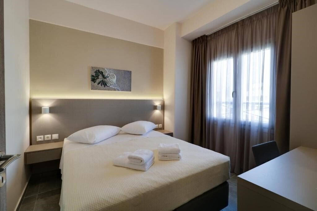 Фото Athens Comfort Suites & Apartments 4*