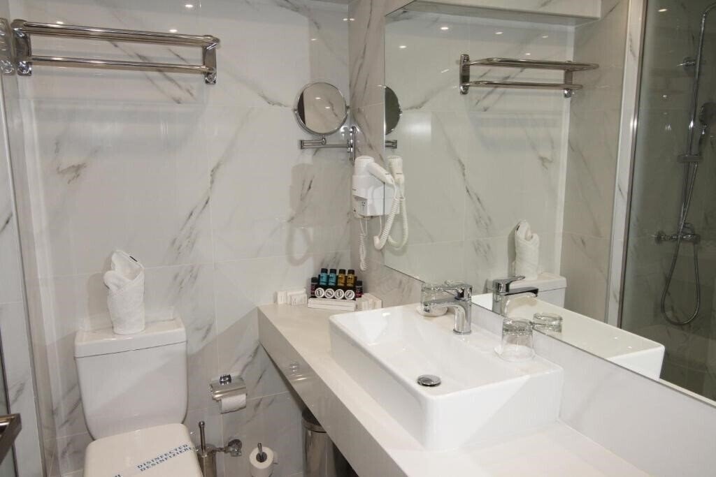 Картинка Hotel International Atene 4*