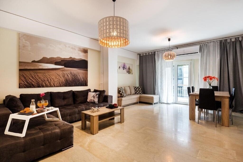 Отель Acropolis Boutique Suite 3*