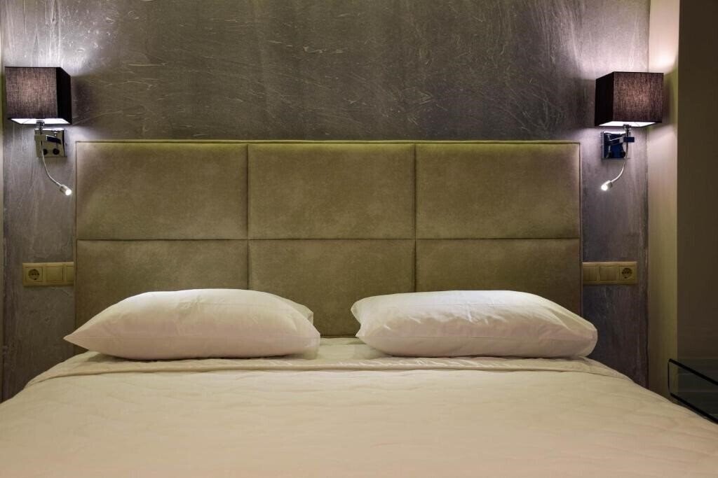 Изображение 24k Athena Suites 3*
