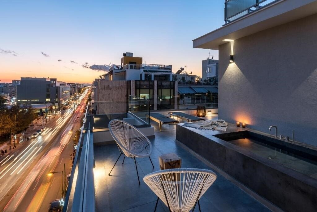 Готель Hub Suites 4*