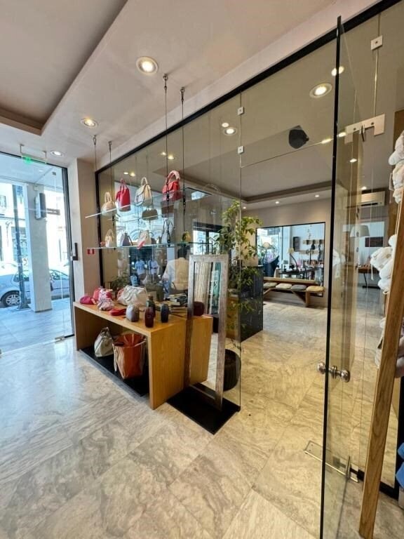 Картинка Hotel E 4*