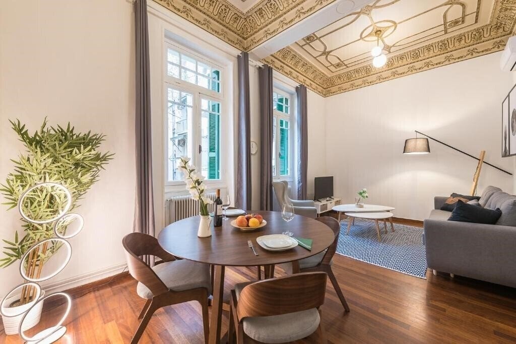 Готель Mavrogenous - The Mansion 4*