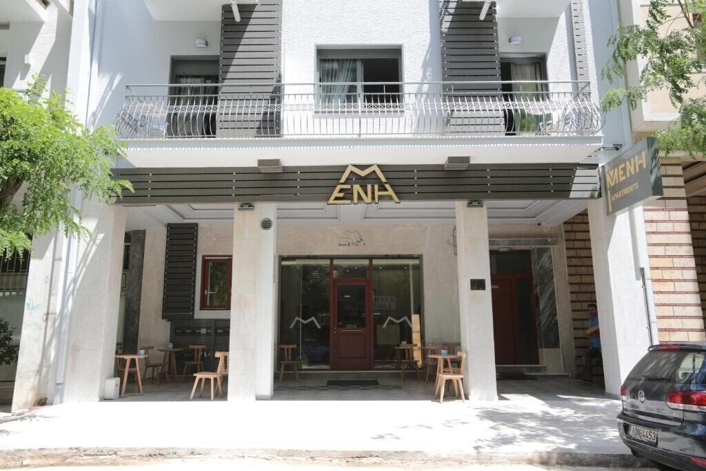 Отель Meni Apartments 4*